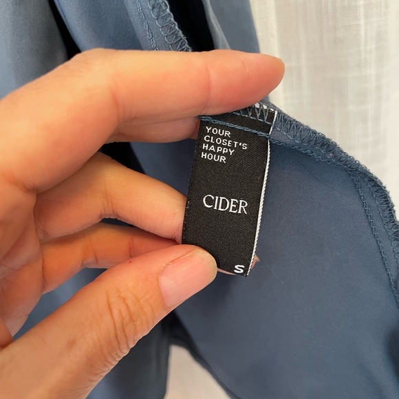 Cider silky skirt size small - Picture 6 of 7